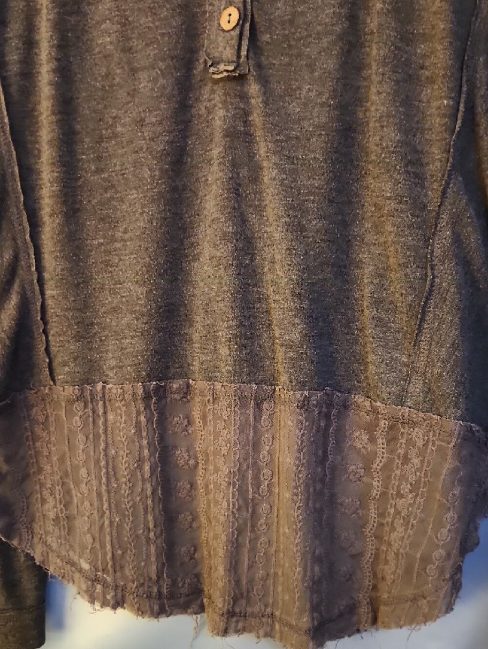 Miss Me Heather Grey Lace-Trim Henley Sz L - Picture 5 of 6